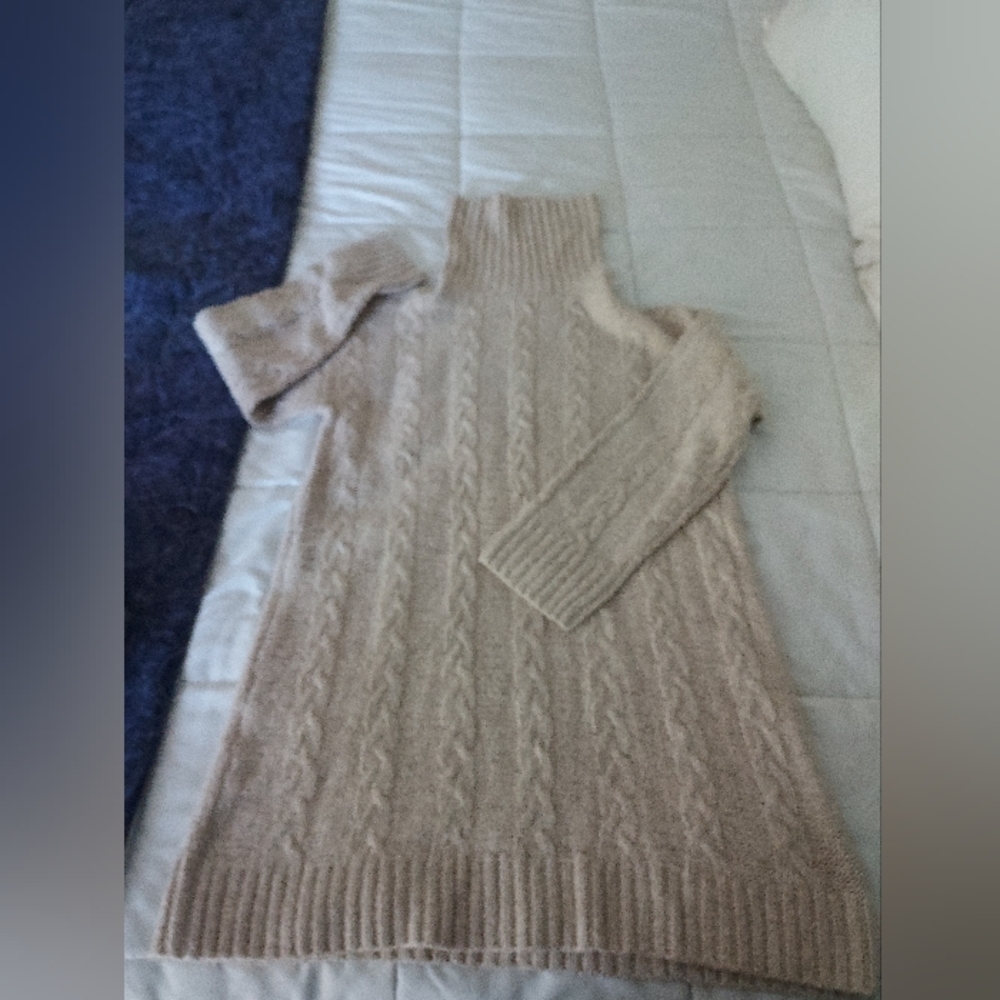 EUC American Eagle Outfitters cable turtleneck sweater dress, M - Picture 4 of 9